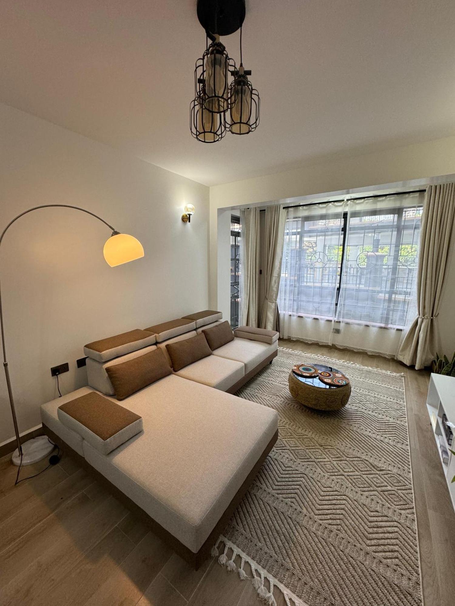 Azania Homes Tranquil 2 Bedroom In Westland 5 Minutes To Sarit Centre