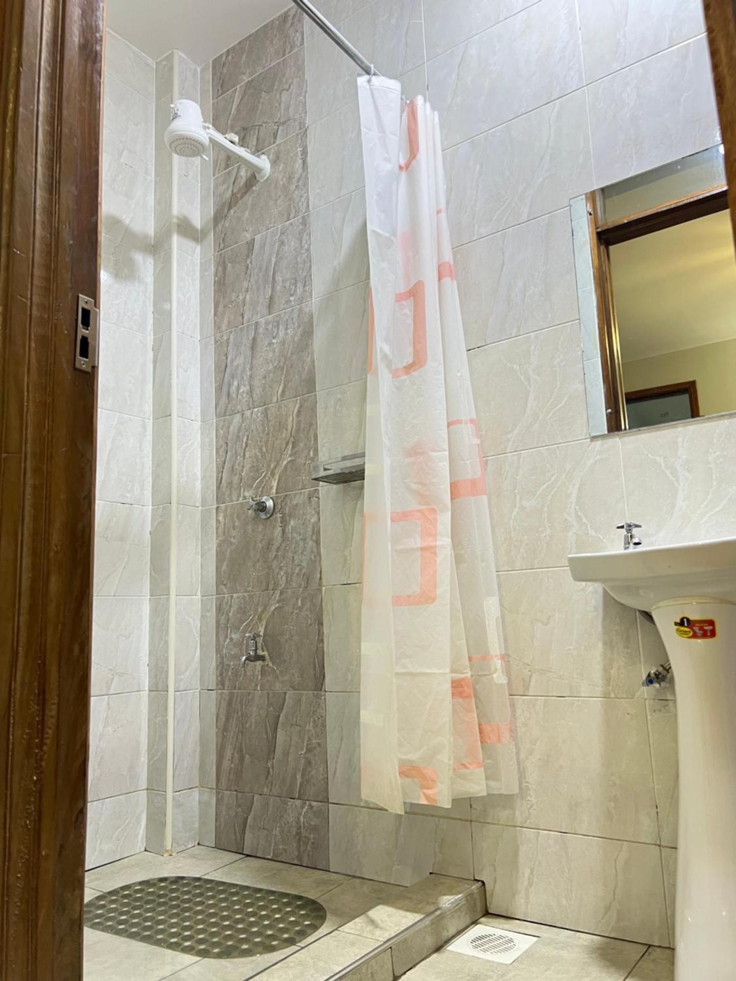 Harly Spacious Teabs * Nairobi