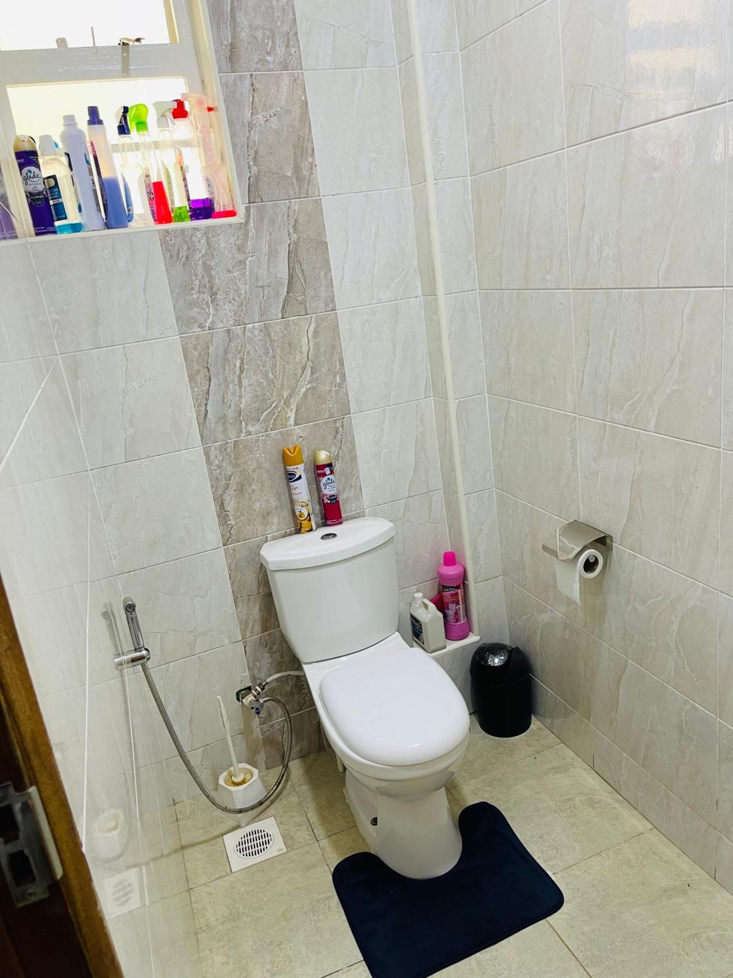 Harly Spacious Teabs *