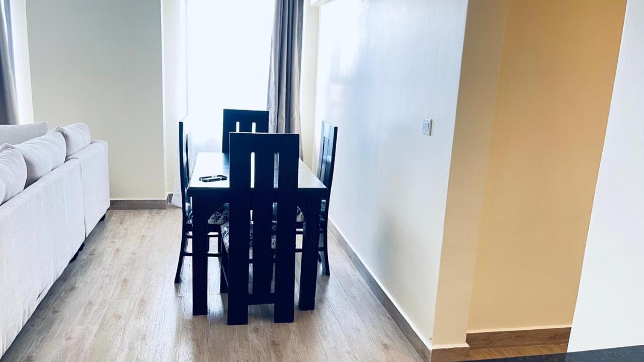 Apartment Bigfive2 *