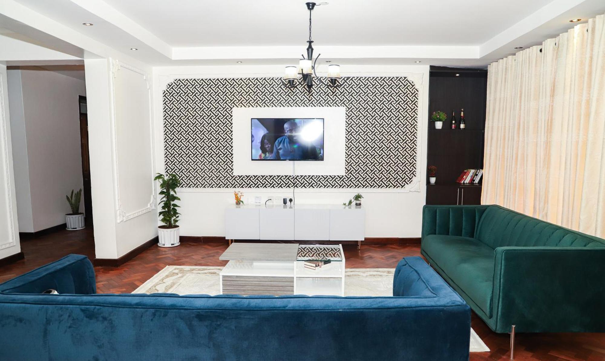 3 Bedroom By Emmaculate *