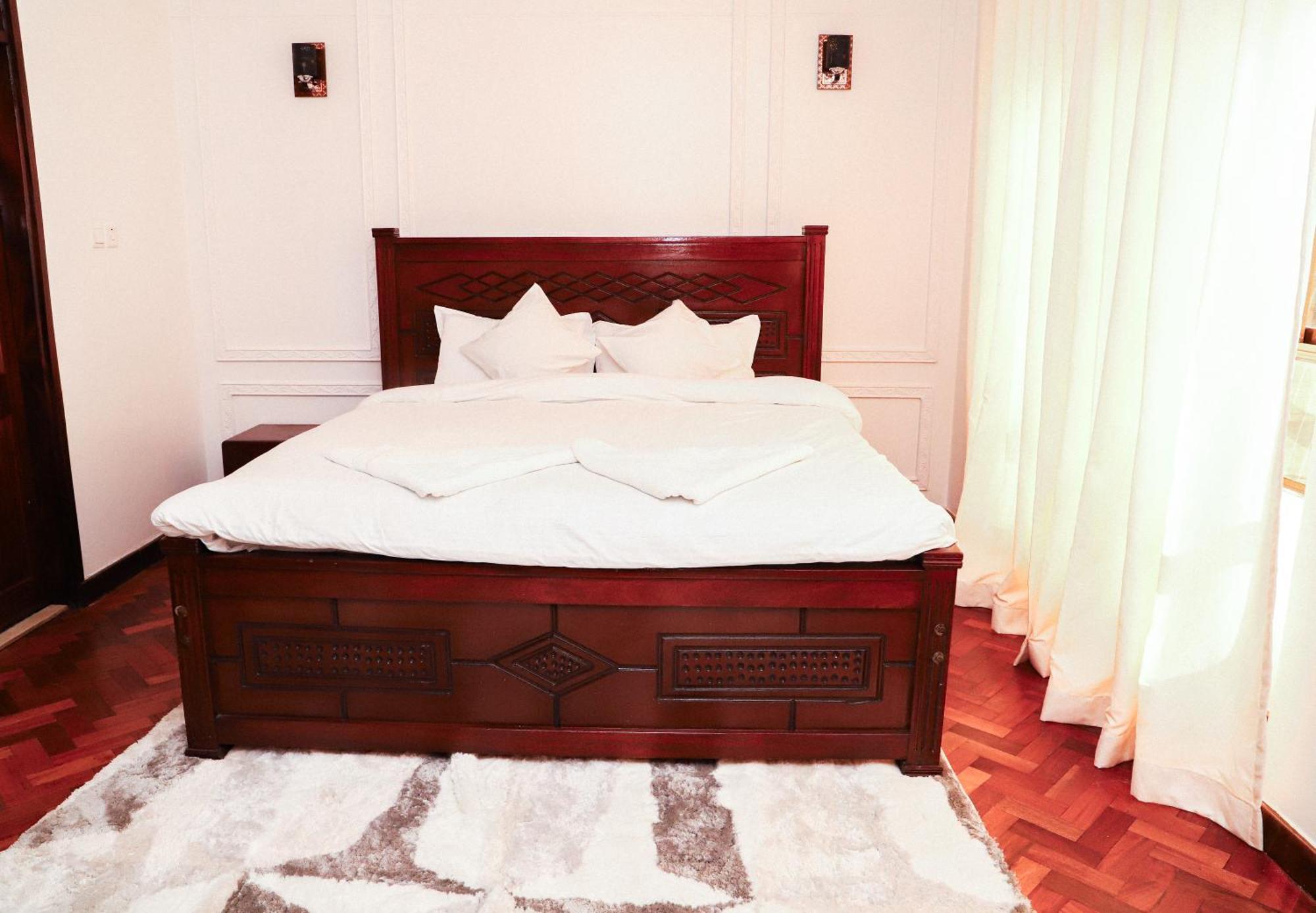 3 Bedroom By Emmaculate Nairobi