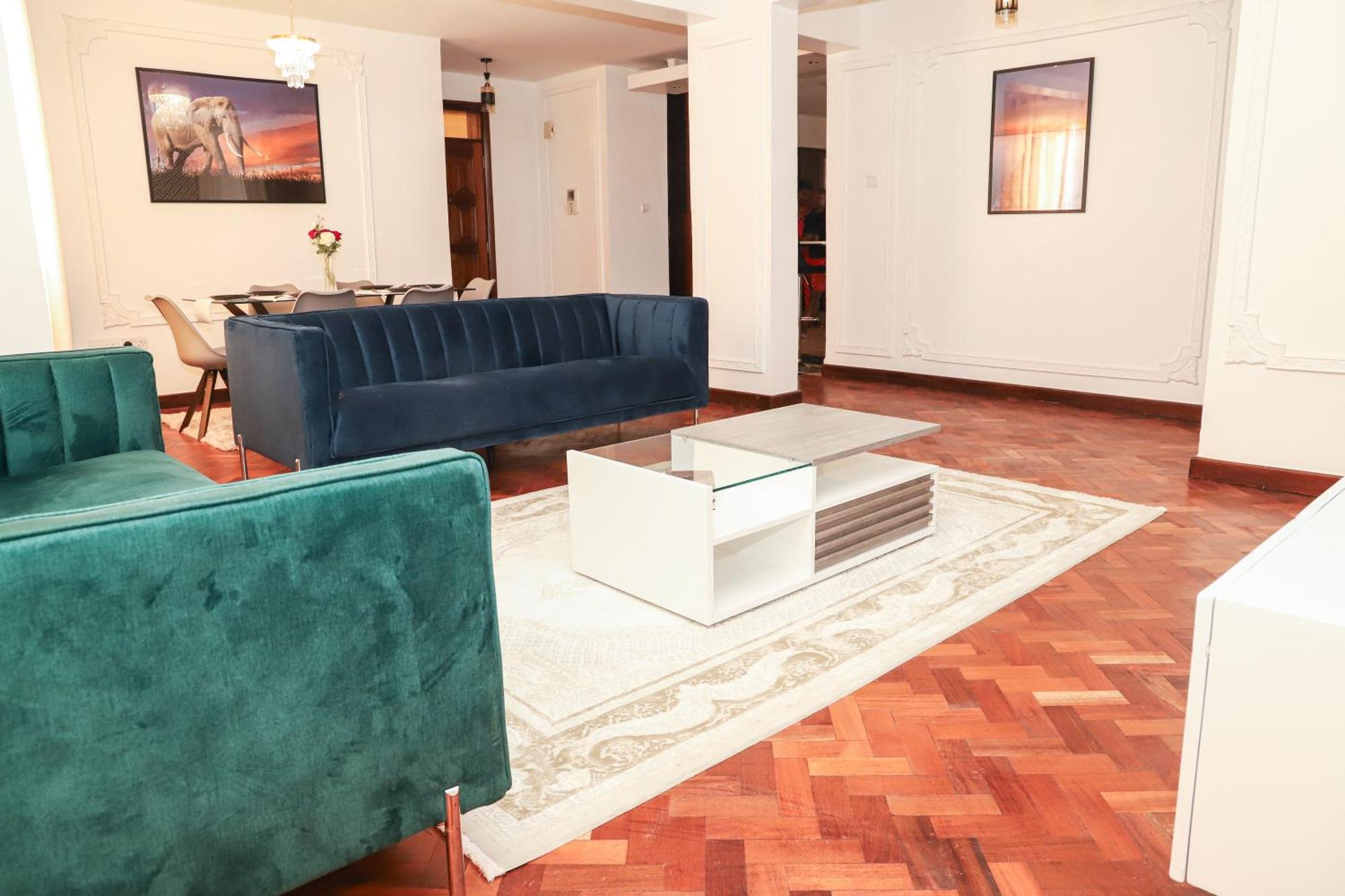Apartment 3 Bedroom By Emmaculate *