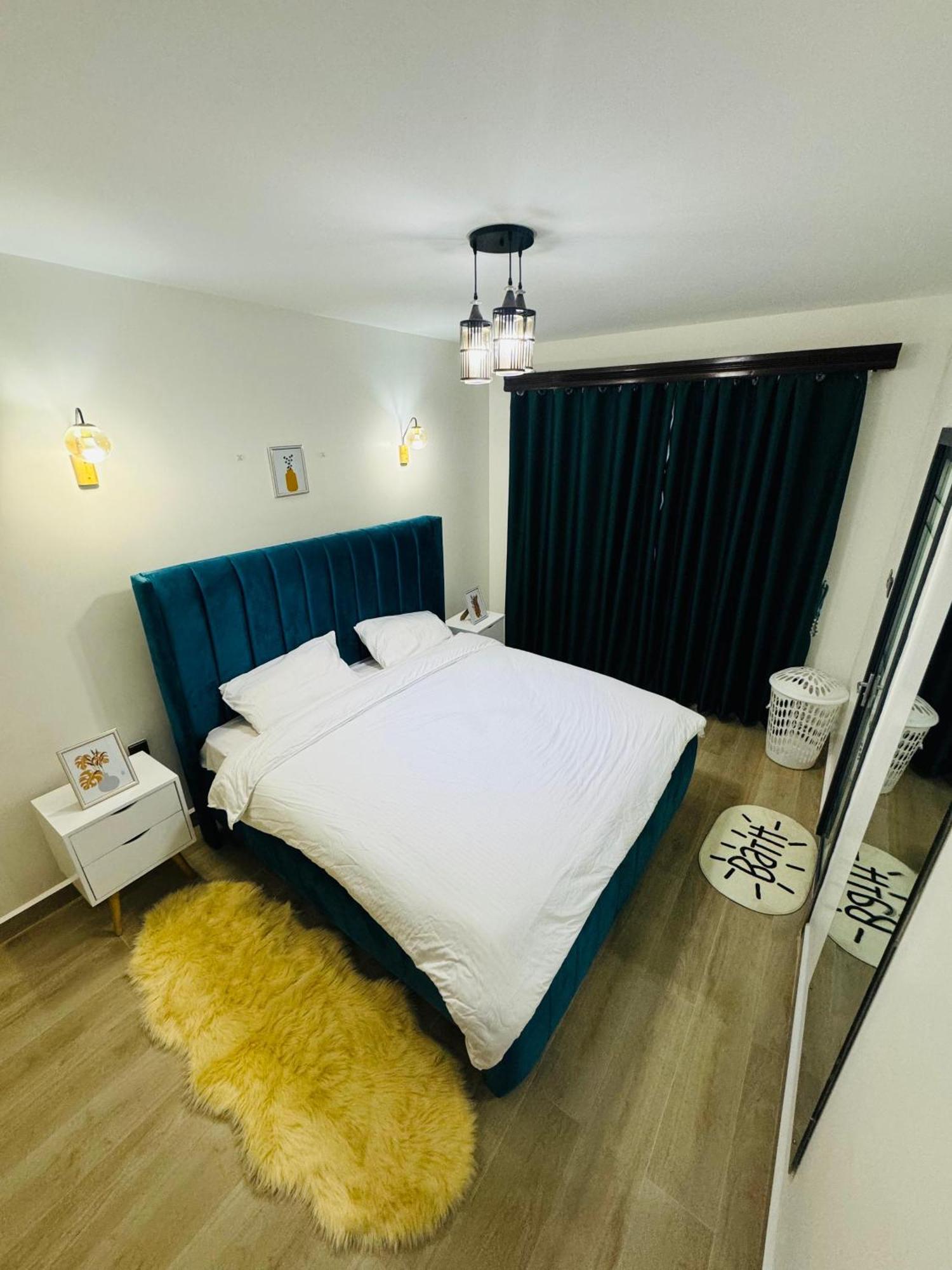 Azania One Bed Near Westgate And Sarit Malls * Nairobi