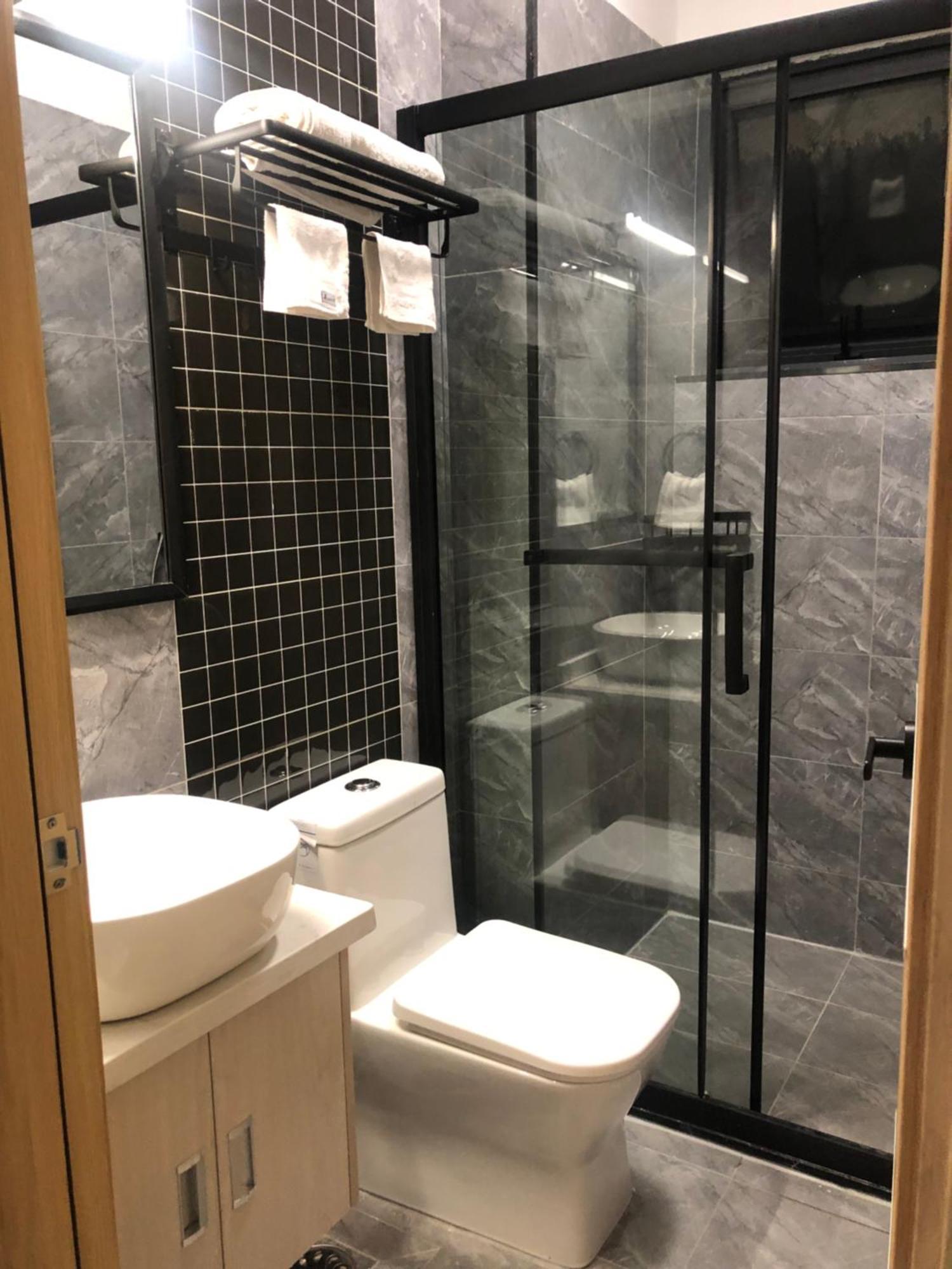 Starluxe Homes Apartment *