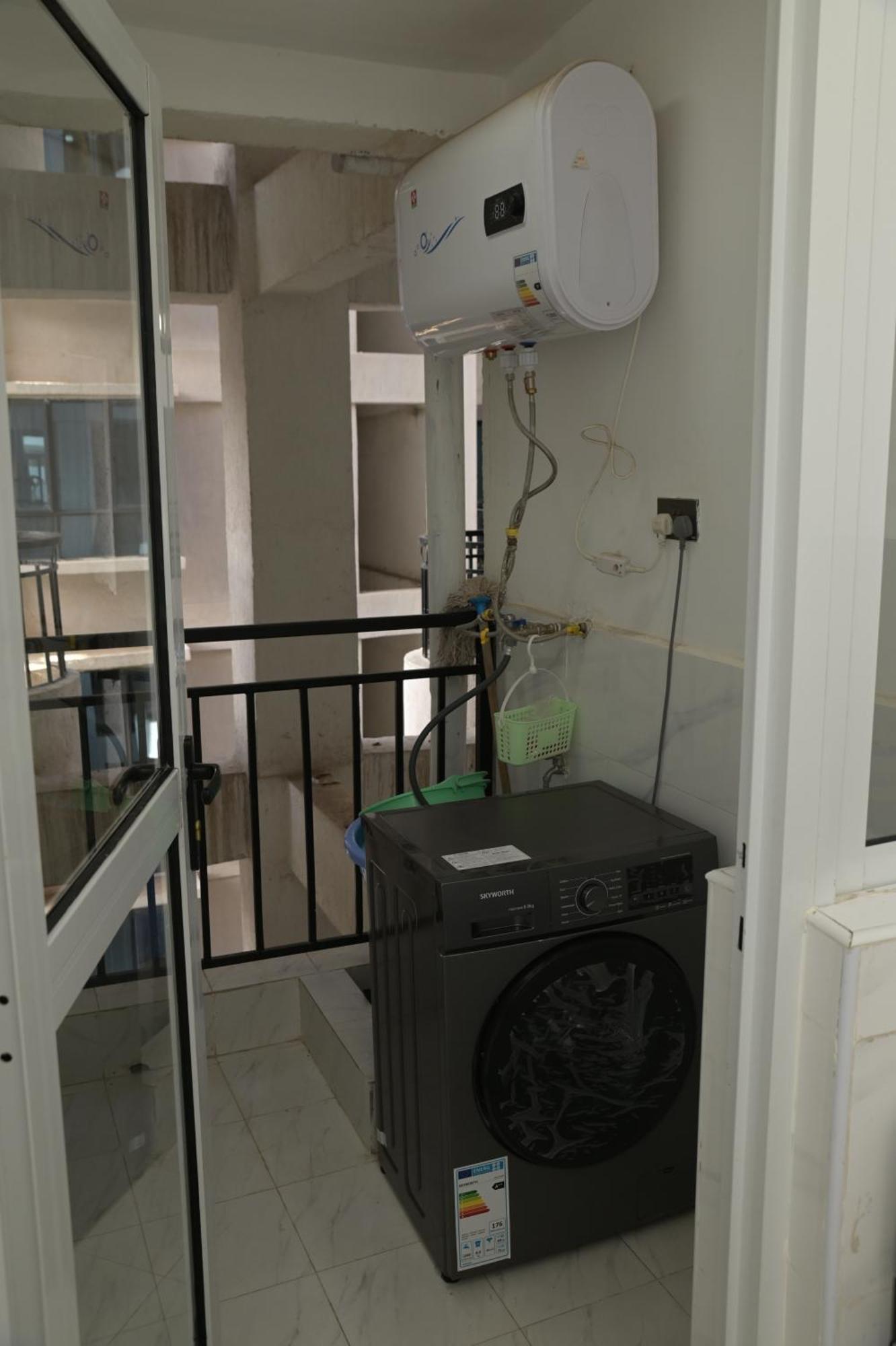 Apartment Two Bedroom At Royal Garden *