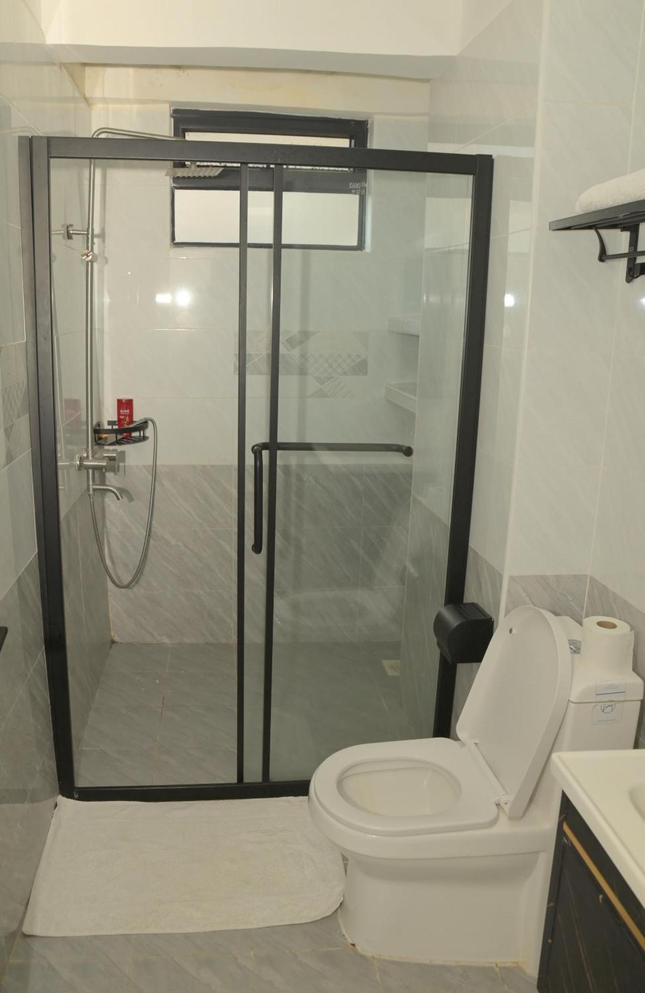 Apartment Two Bedroom At Royal Garden *