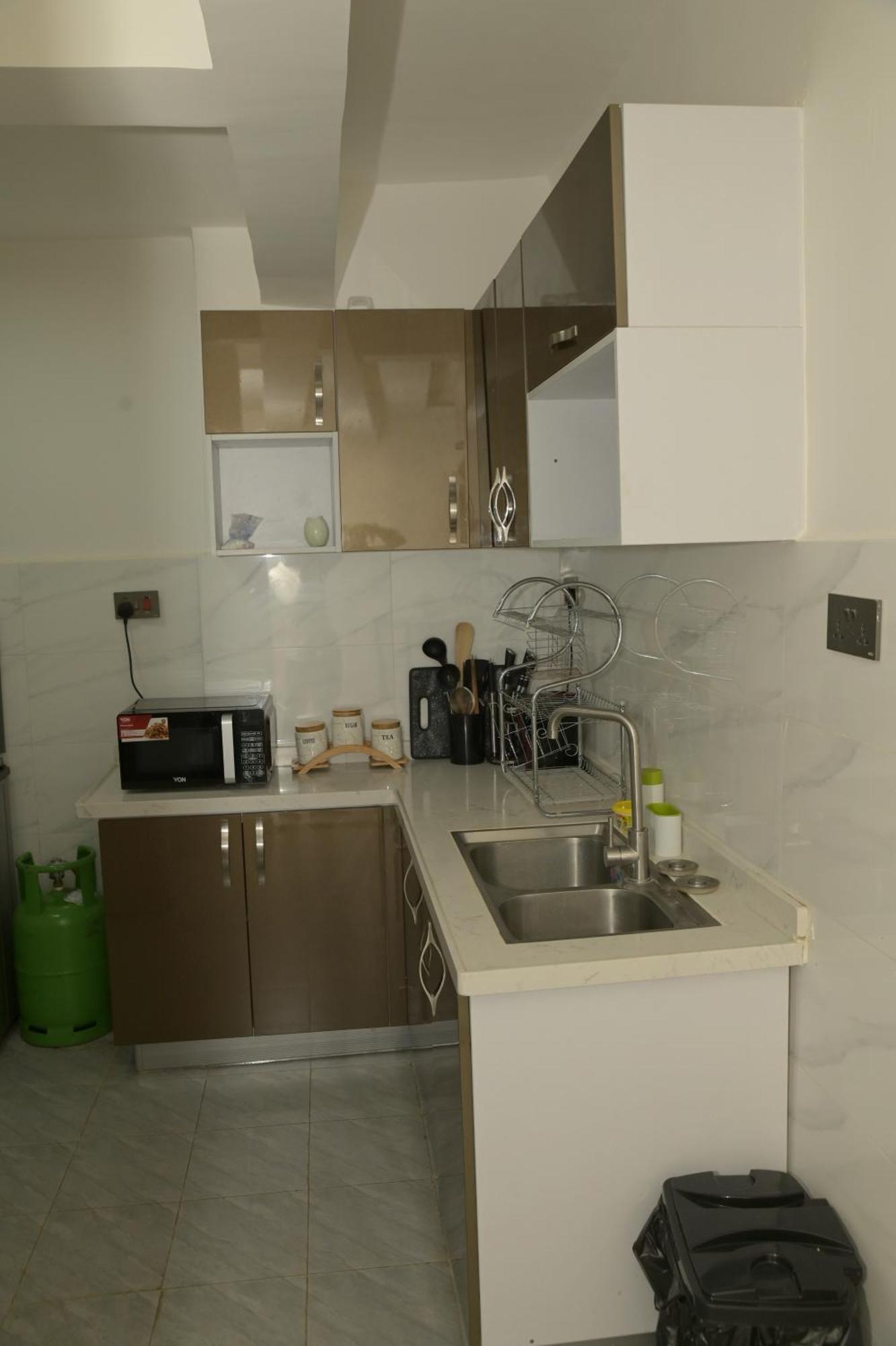 Apartment Two Bedroom At Royal Garden