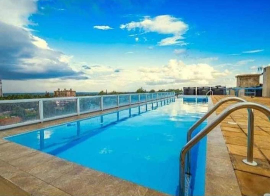 Royal Cozy Space With The Pool Apartment Nairobi