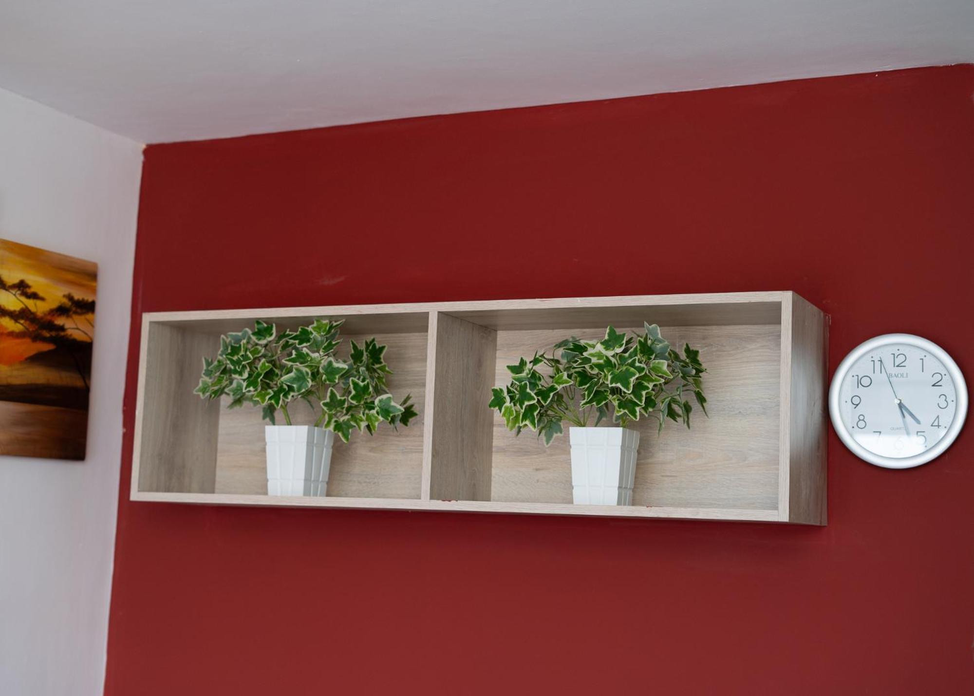 Apartment Ivy Haven Retreat- South B