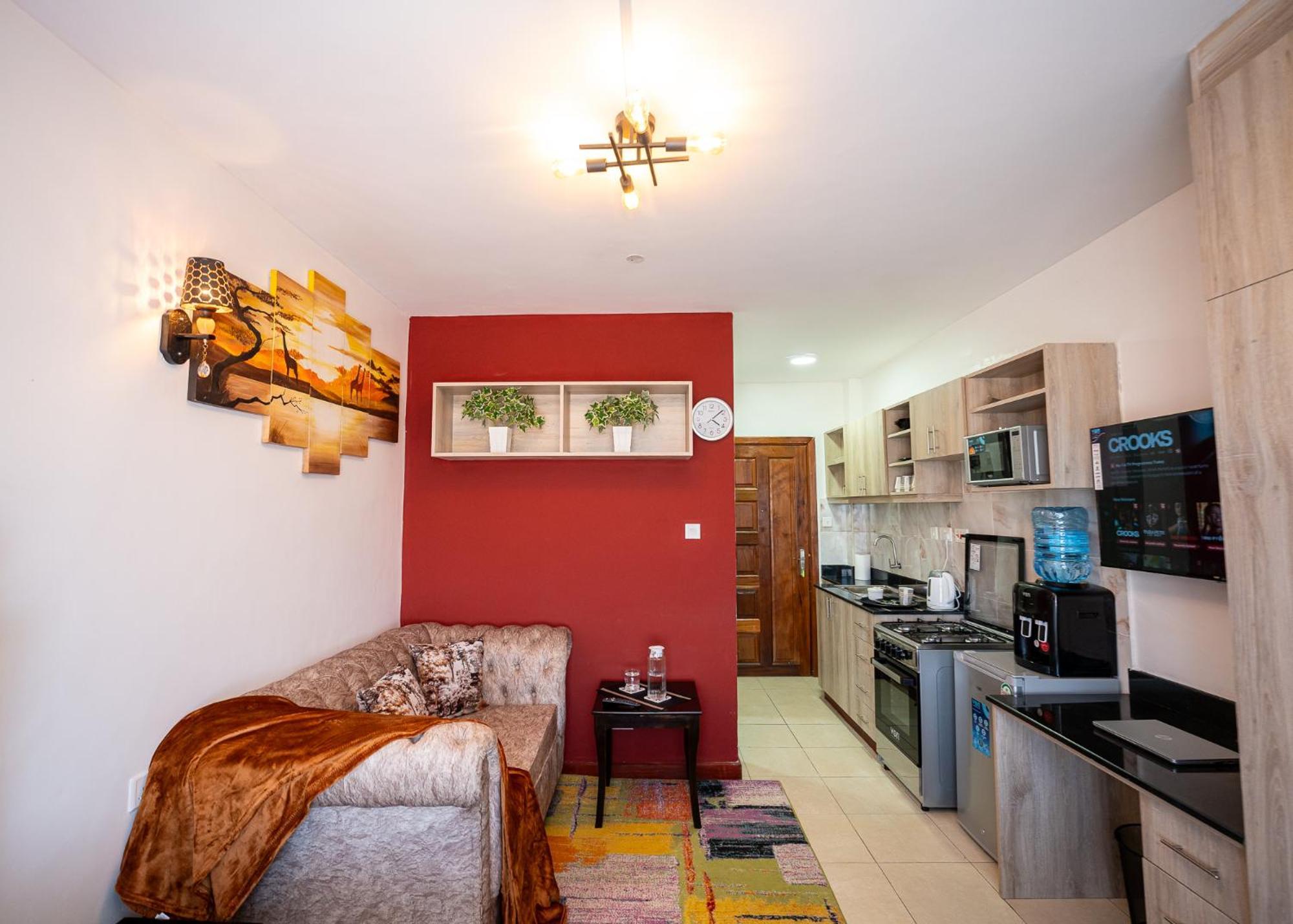 Ivy Haven Retreat- South B Apartment *