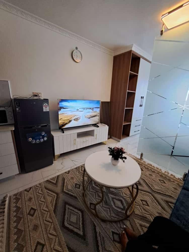 Executive Smart B114 * Nairobi
