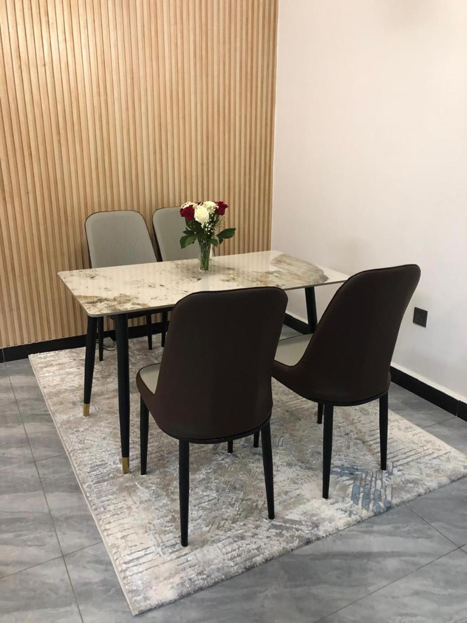 Starluxe Apartment *