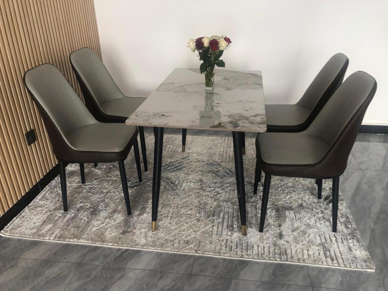 Starluxe Apartment *