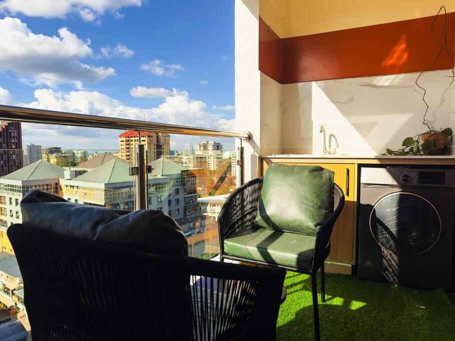 12th Floor Artistic Sanctuary In Kilimani *