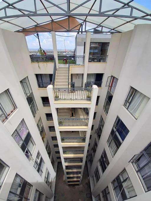 Apartment Cozy Near Jkia