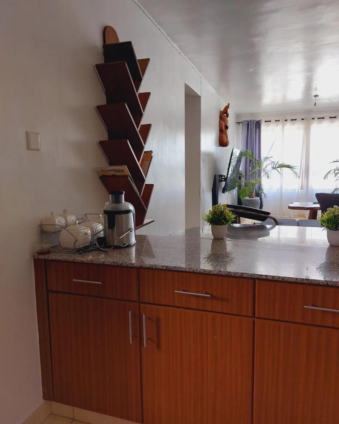Strategically Located 3 Bedroom 15minutes From The Airport *
