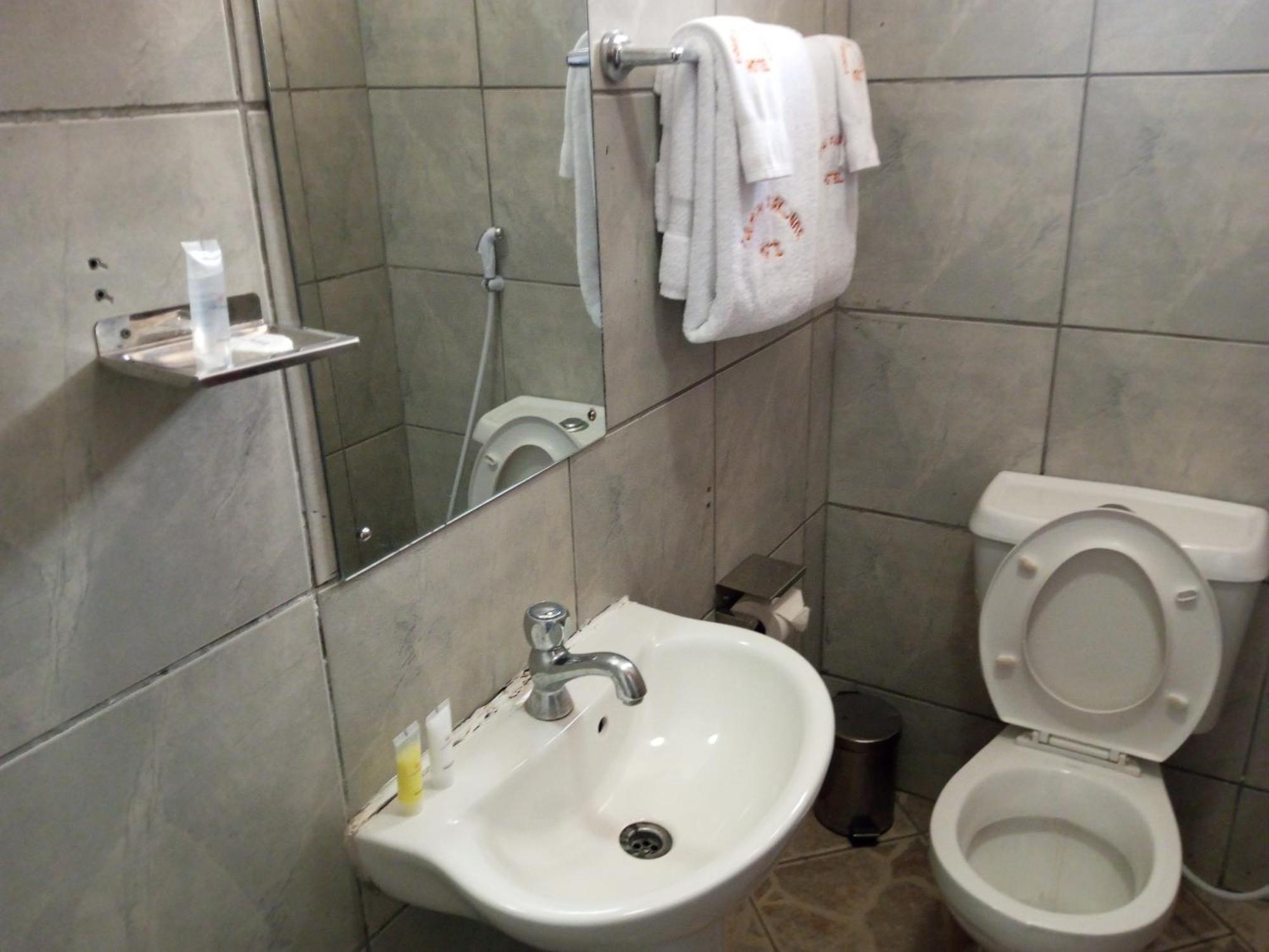 Fourth Parklands Homestay *