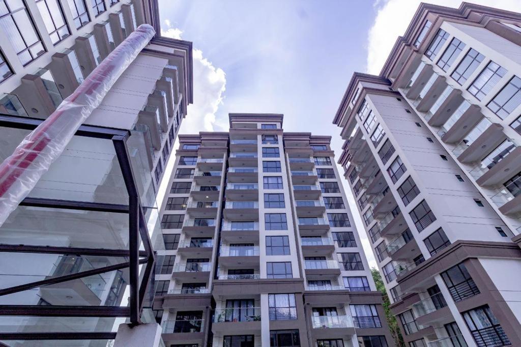 Riverside 2 Bedroom Apartment *