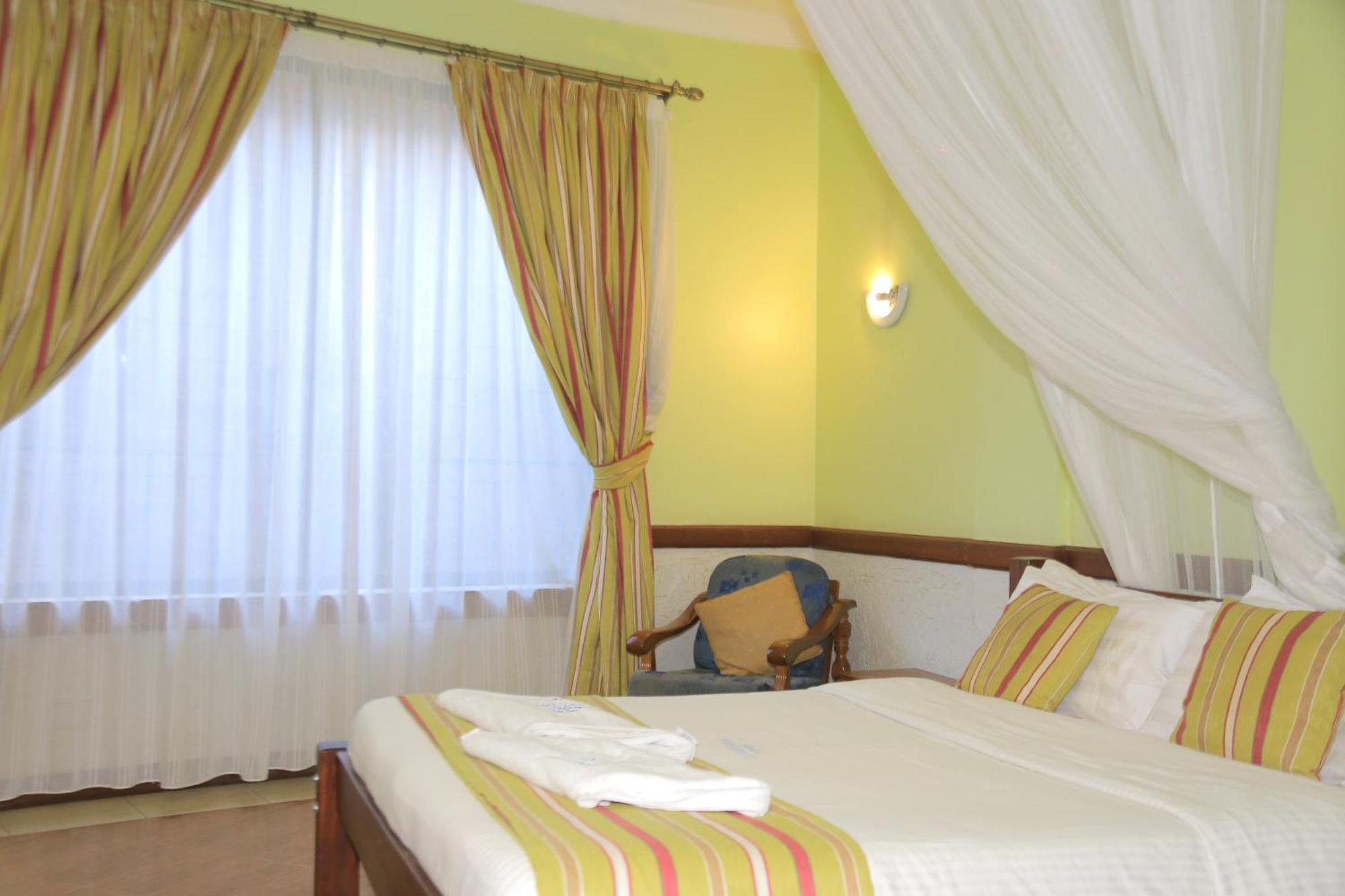 Hotel Ack