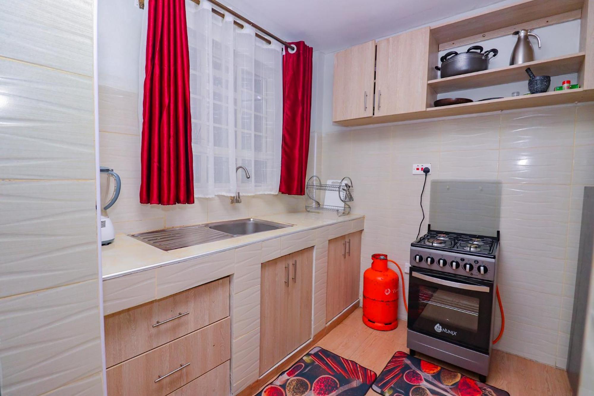 1 Bedroom Ensuite In Nairobi,trm Dr * Nairobi