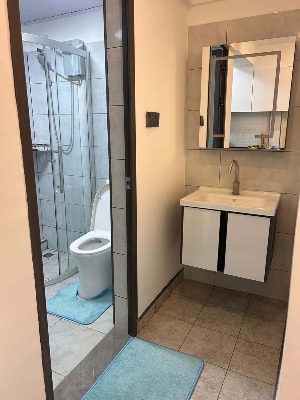 Amber Westlands Apartment *