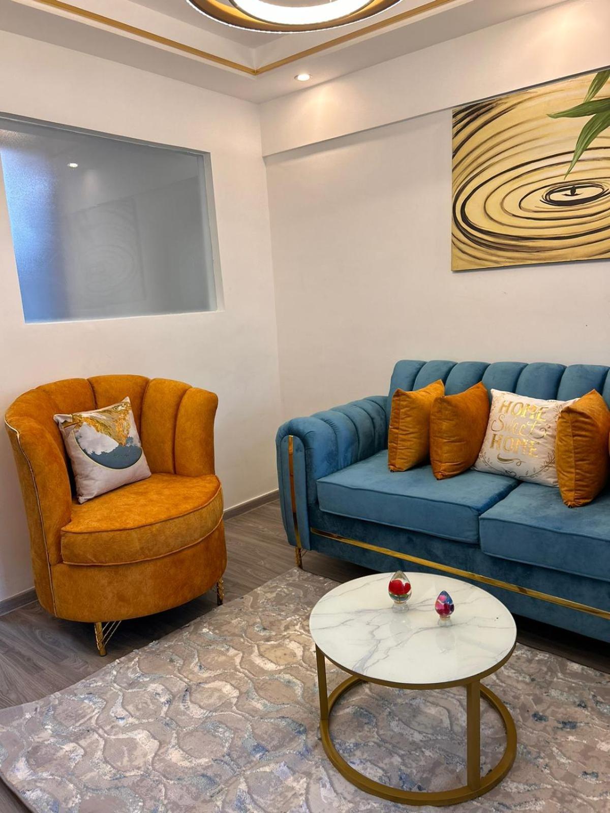 Amber Westlands Apartment *