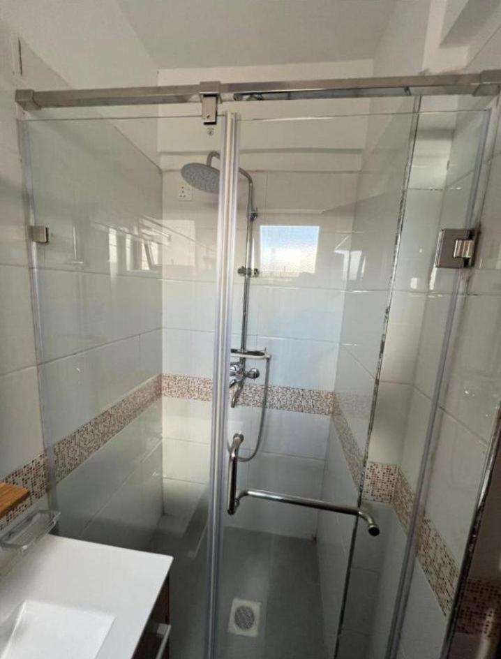 Cherry Wood Kilimani Apartment *