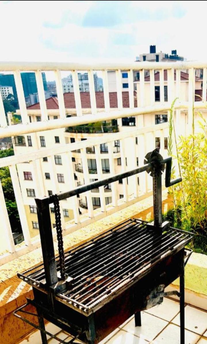 Cherry Wood Kilimani Apartment *