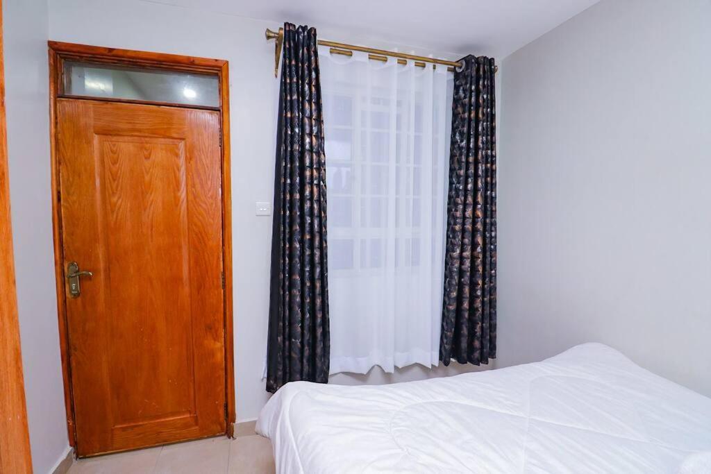Urban Oasis Stylish 2br Ensuite In Nairobi,trm Dr Apartment Nairobi
