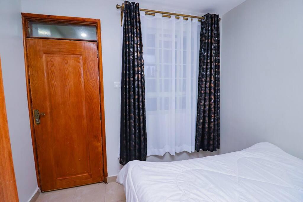 Urban Oasis Stylish 2br Ensuite In Nairobi,trm Dr Apartment *