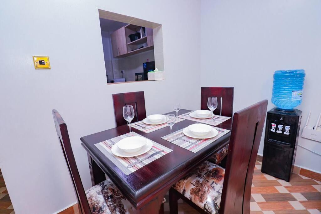 Apartment Urban Oasis Stylish 2br Ensuite In Nairobi,trm Dr *