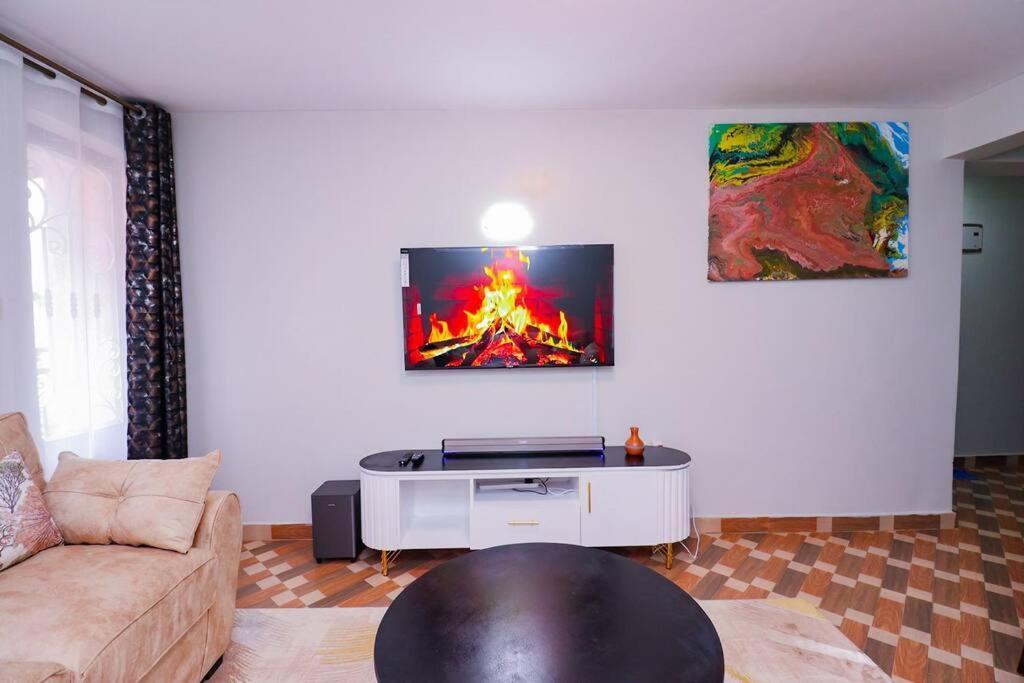 Apartment Urban Oasis Stylish 2br Ensuite In Nairobi,trm Dr Nairobi