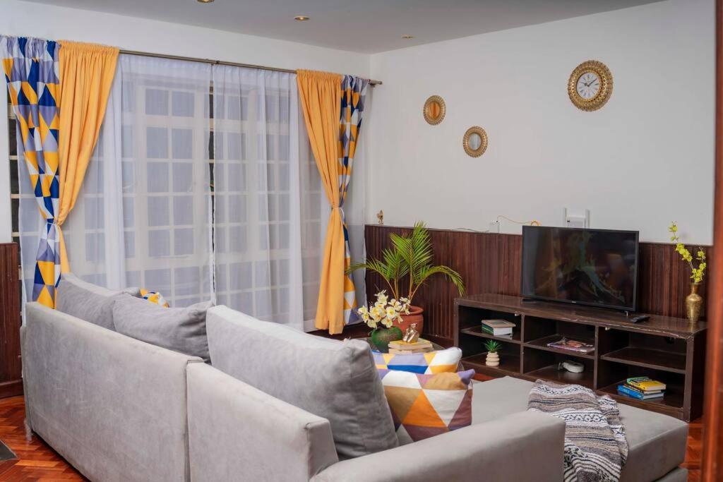 Apartment Elegant 1 Bedroom Near Westgate Mall Nairobi