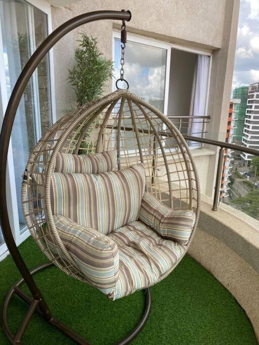 Apartment Luxury 2 Bdrm Ensuite In Kilimani With Balcony Views