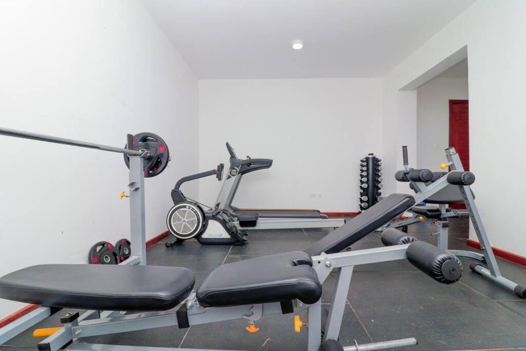 Luxury 2 Bdrm Ensuite In Kilimani With Balcony Views * Nairobi