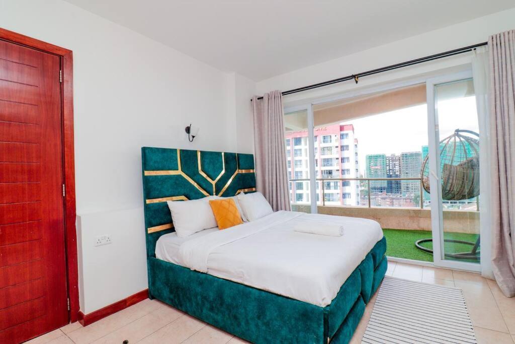 Luxury 2 Bdrm Ensuite In Kilimani With Balcony Views Apartment