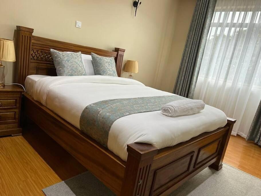 Apartment Four Bedroom In Lavington *