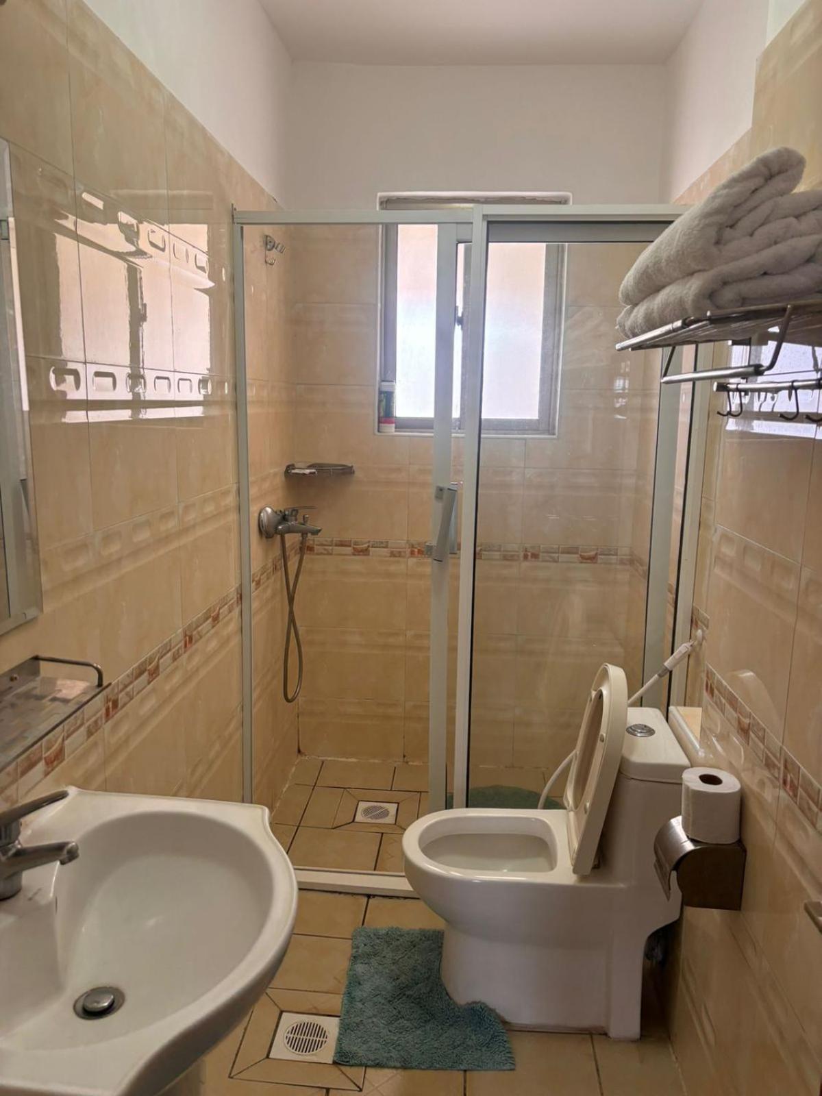 Kilimani 3 Bedroom With Pool Near Yaya Centre Apartment Nairobi