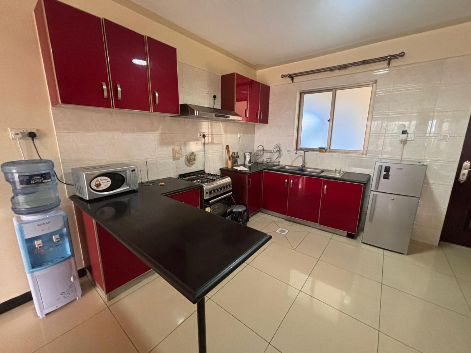 Kilimani 3 Bedroom With Pool Near Yaya Centre *