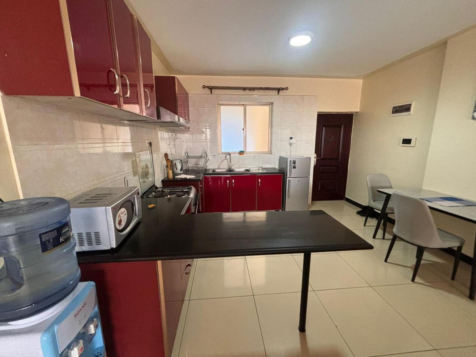 Kilimani 3 Bedroom With Pool Near Yaya Centre Apartment *