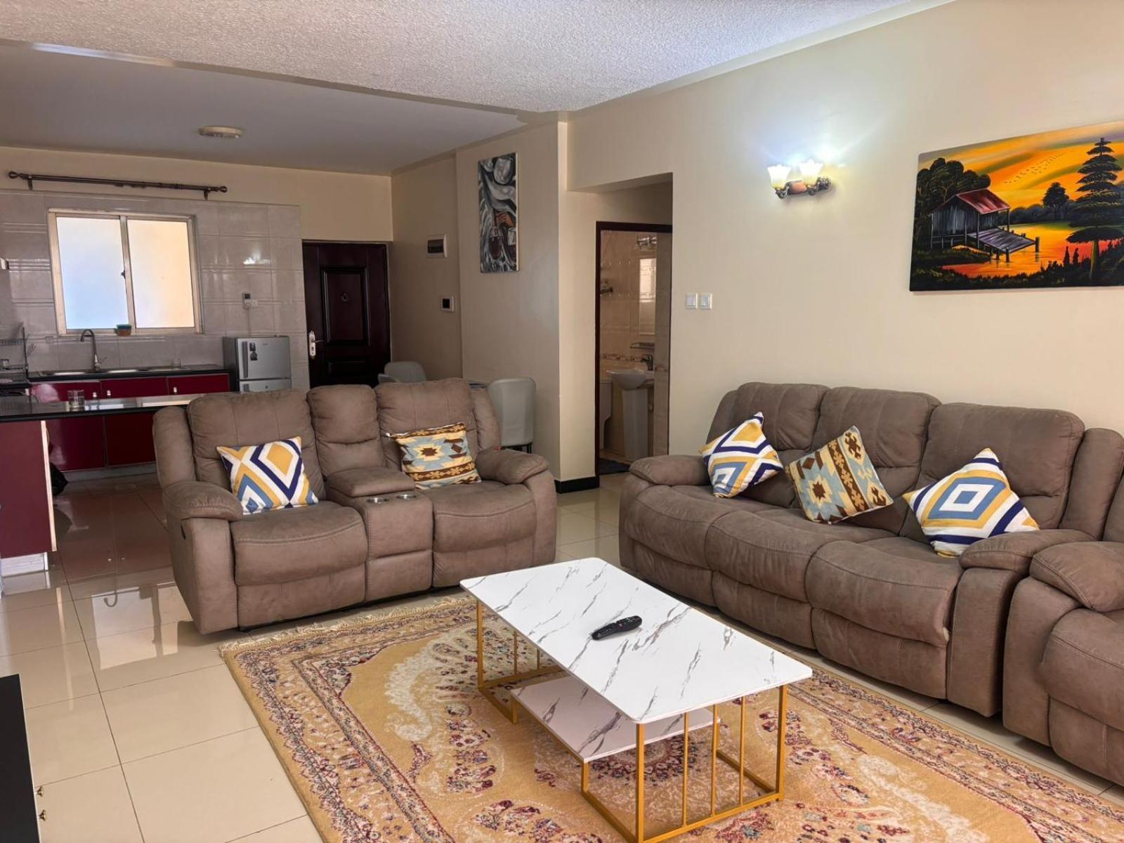Kilimani 3 Bedroom With Pool Near Yaya Centre Nairobi