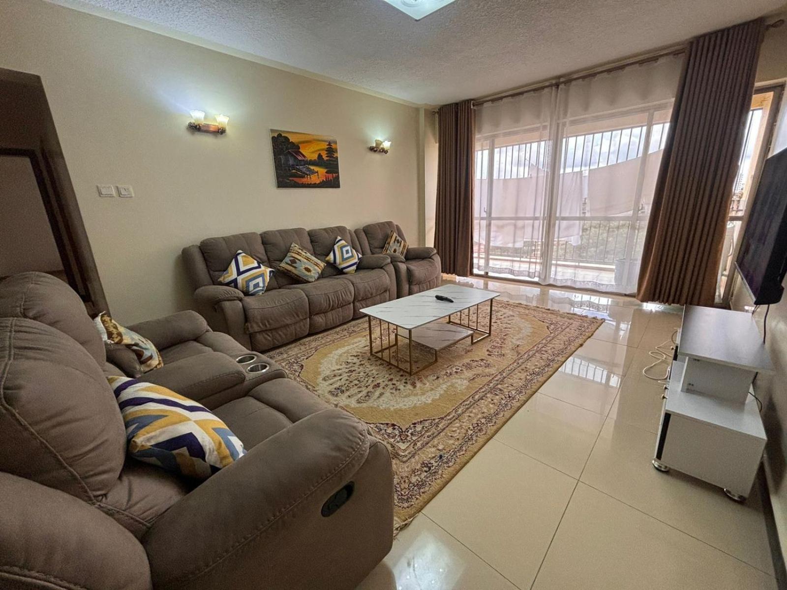 Kilimani 3 Bedroom With Pool Near Yaya Centre