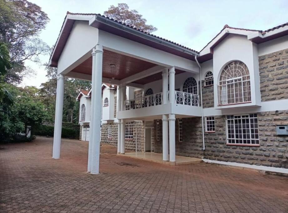 Villa Five Bedroom In Keren Nairobi