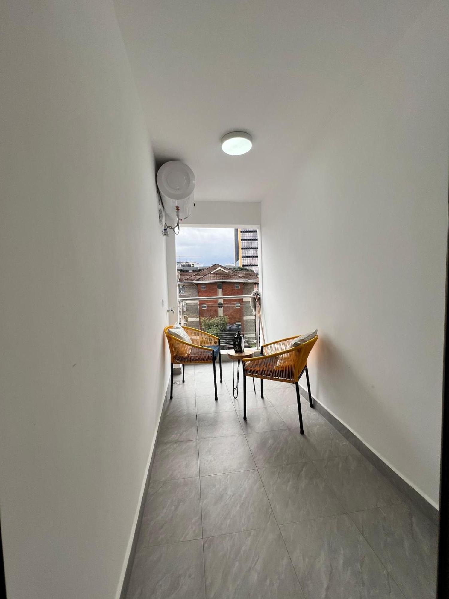Quines Homes Apartment