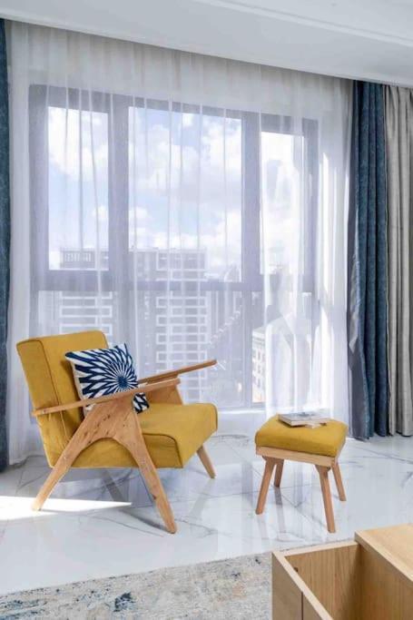Apartment Smart Homes 1br With Gym & View In Kilimani, Yaya