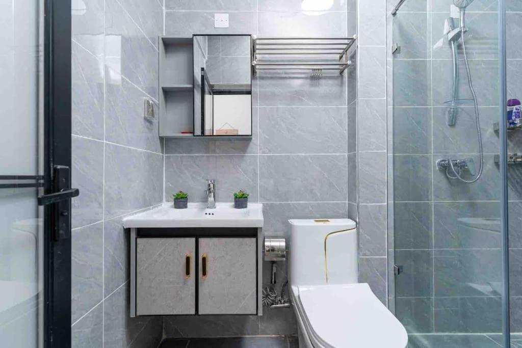 Smart Homes 1br With Gym & View In Kilimani, Yaya