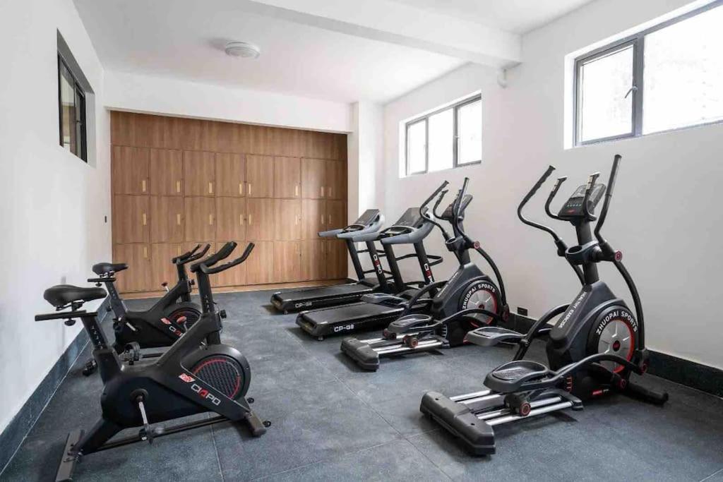 Smart Homes 1br With Gym & View In Kilimani, Yaya Apartment Nairobi