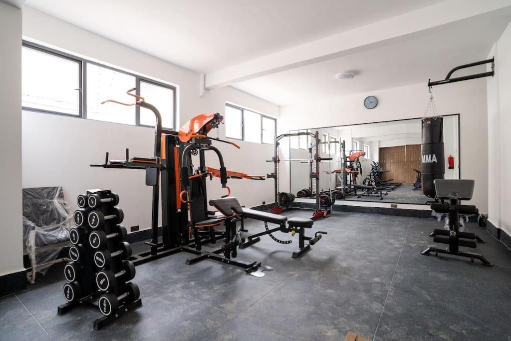 Apartment Smart Homes 1br With Gym & View In Kilimani, Yaya *