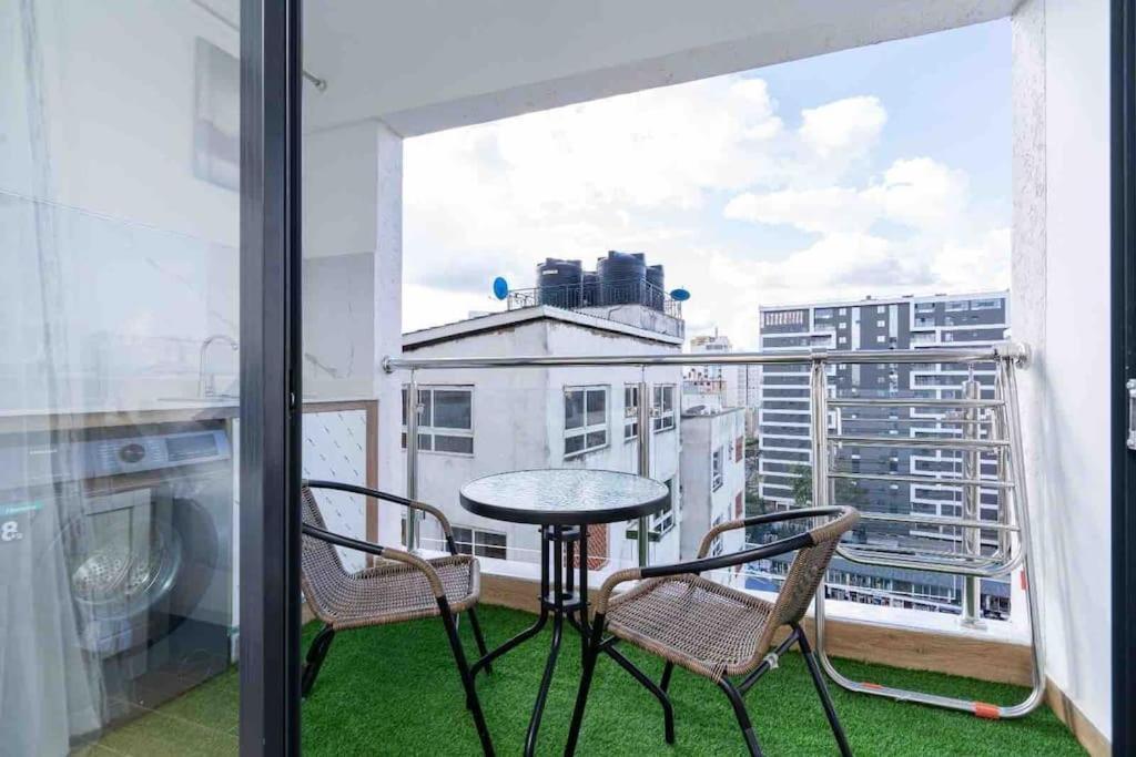 Smart Homes 1br With Gym & View In Kilimani, Yaya * Nairobi